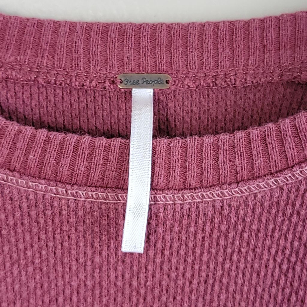 Free People XS In The Mix Cuff Thermal Crochet Knit Sleeve Burgundy Top Henley - Picture 8 of 11